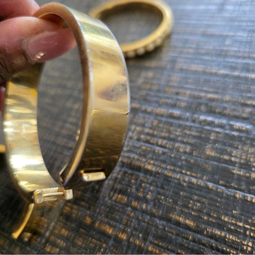 Vintage J. Crew Gold Tone Hinged Bangle Set Of 3